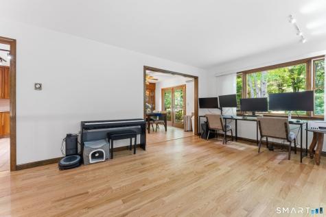22 Devonshire Drive Ledyard CT 06335
