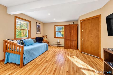 53 Ancient Highway Oxford CT 06478
