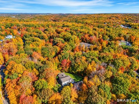 53 Ancient Highway Oxford CT 06478