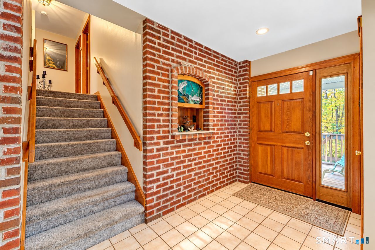 53 Ancient Highway Oxford CT 06478