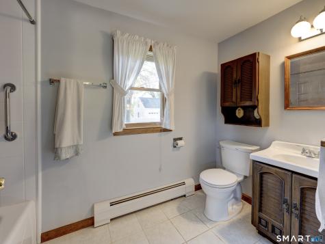 135 Wallingford Road Cheshire CT 06410