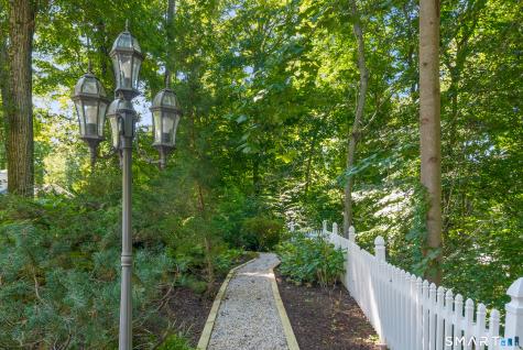 761 New Norwalk Road New Canaan CT 06840