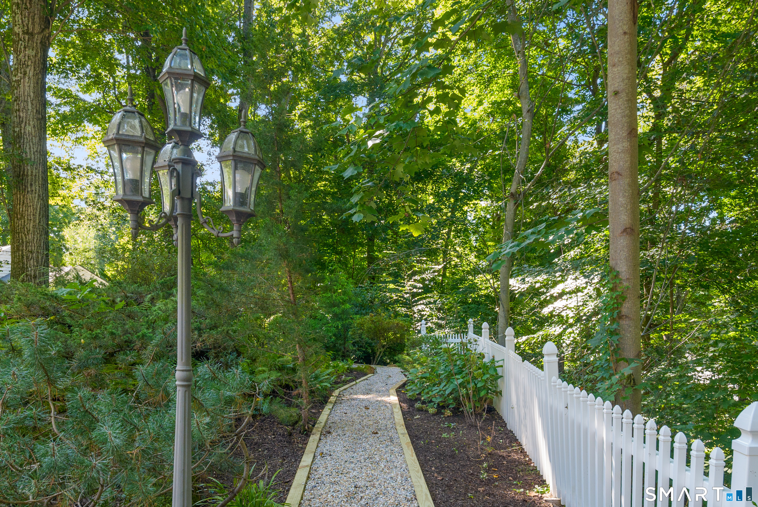 761 New Norwalk Road New Canaan CT 06840