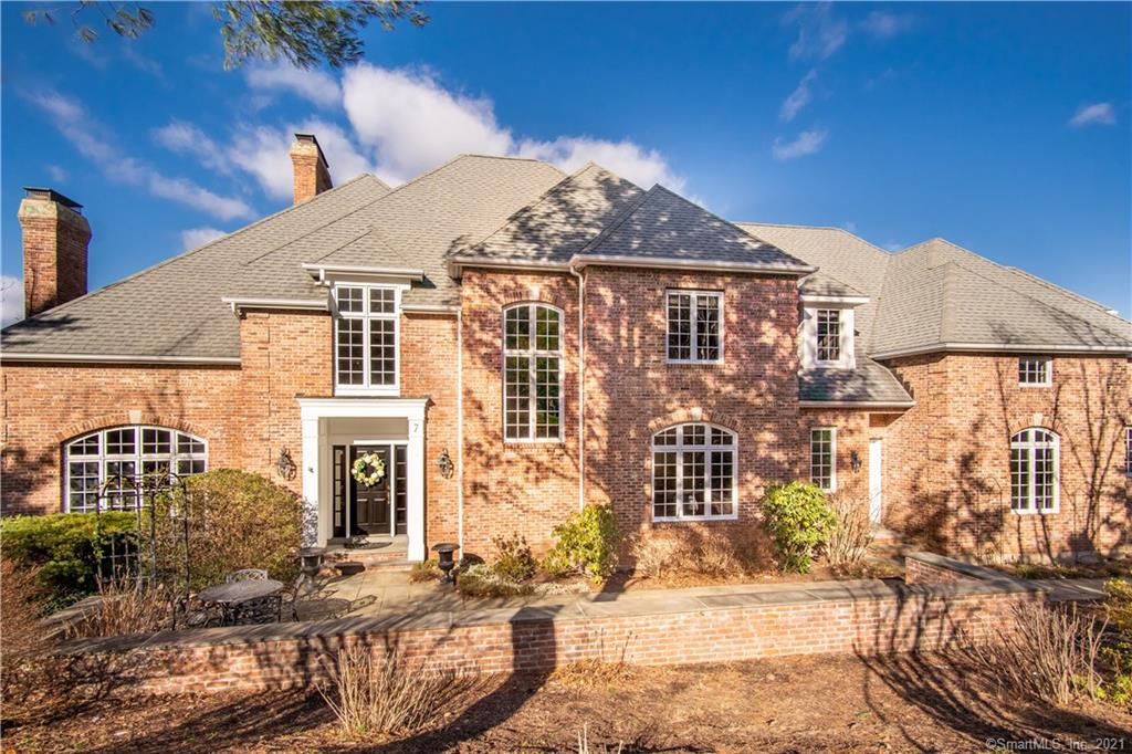 7 Cobtail Way Simsbury CT 06070