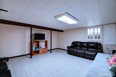 132 Woodfield Crossing Rocky Hill CT 06067