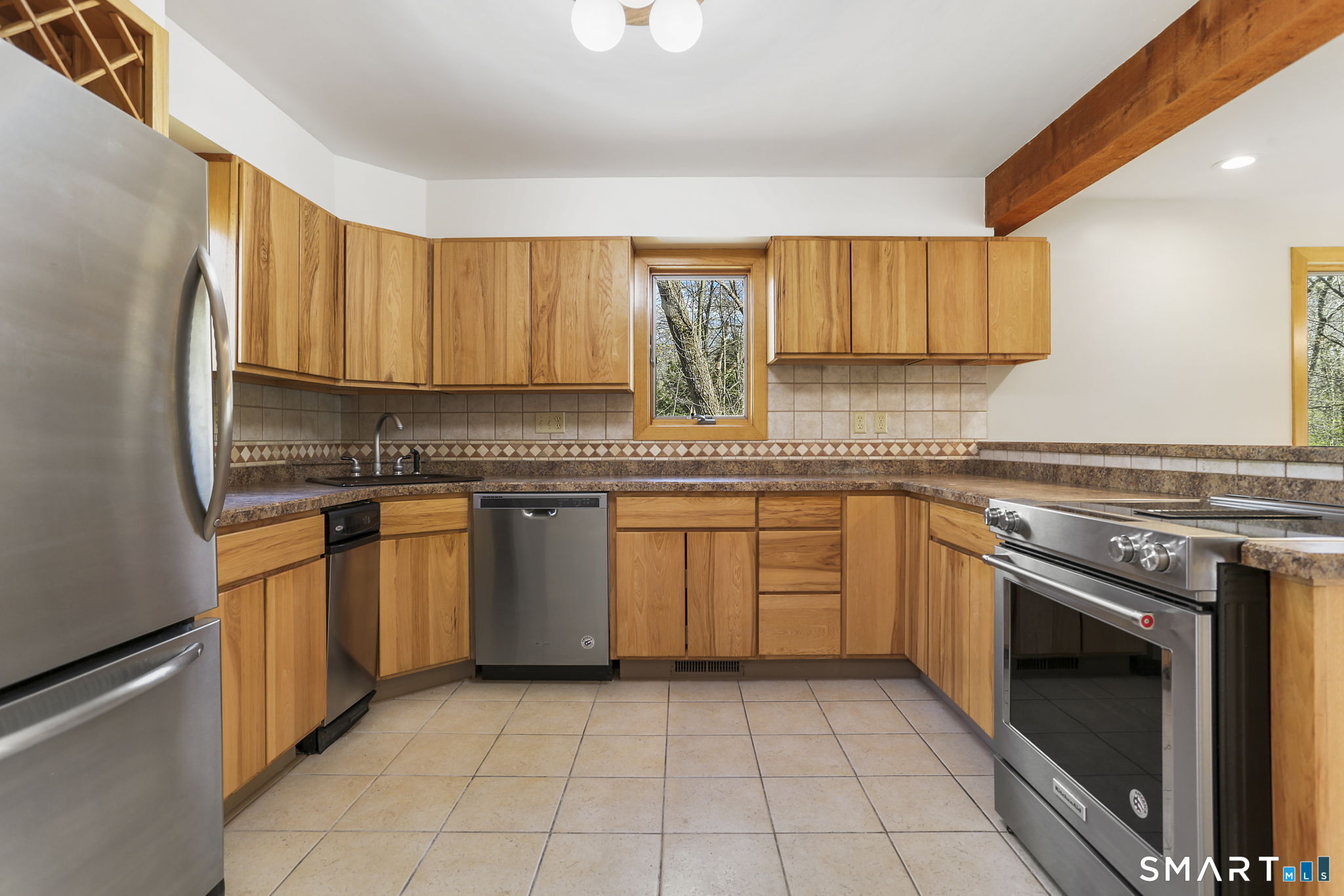 68 Tawney Drive Bethany CT 06524
