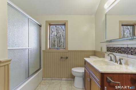 68 Tawney Drive Bethany CT 06524