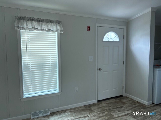 7 Breezy Lane Milford CT 06460