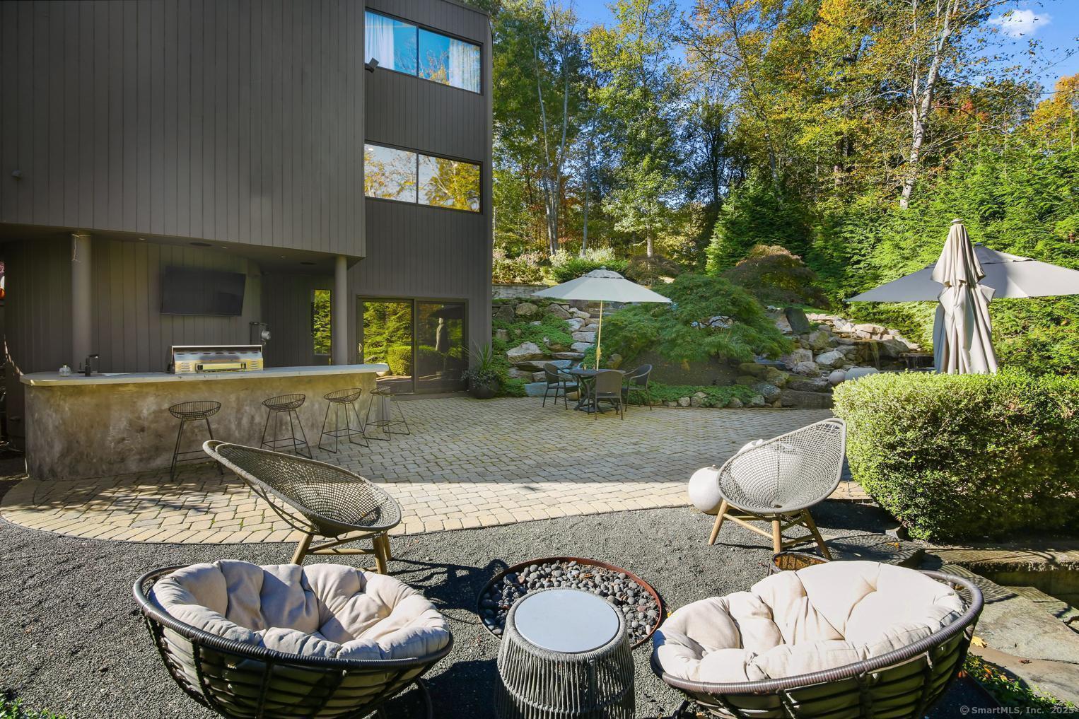 210 Red Fox Road Stamford CT 06903