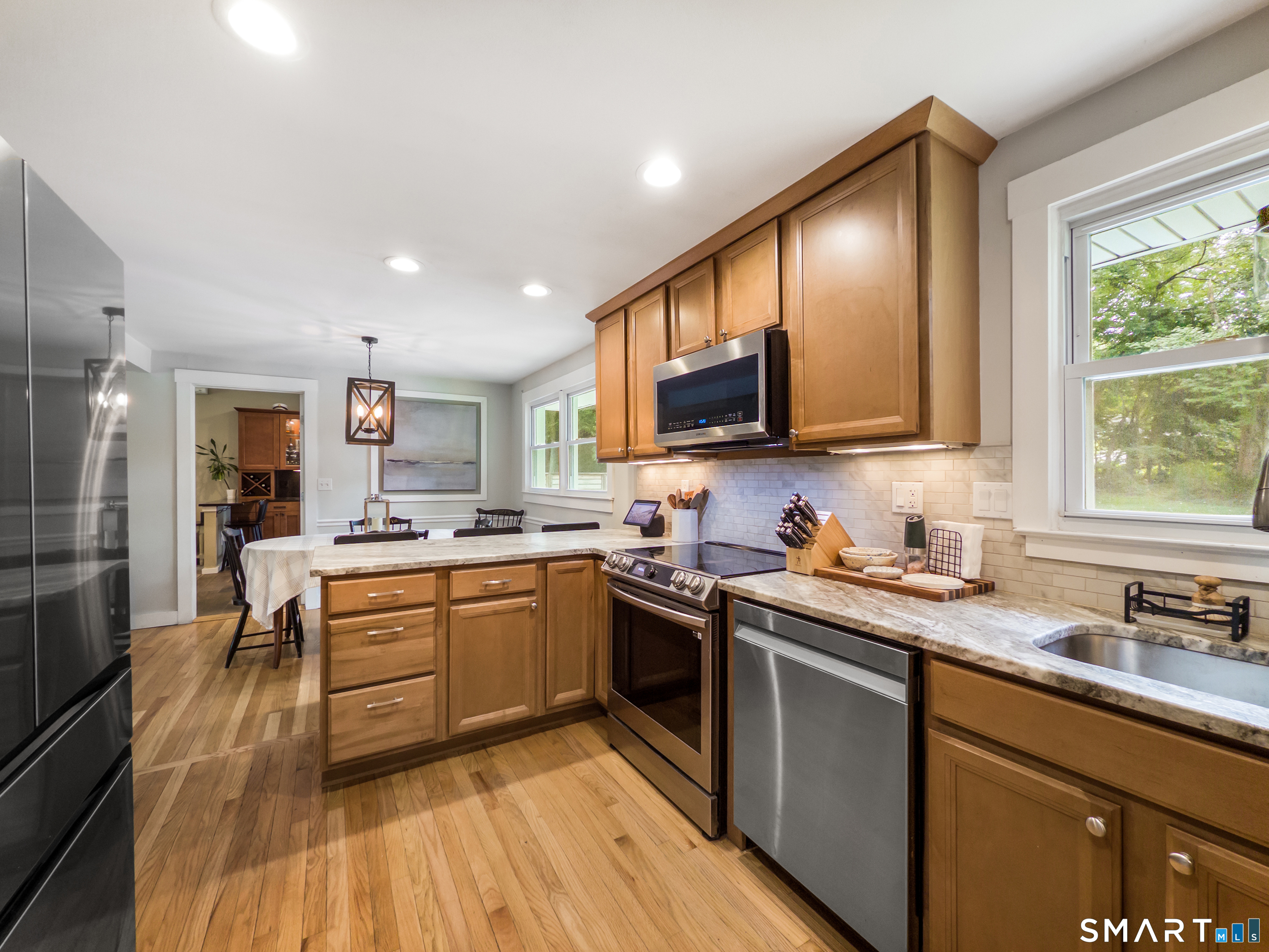 18 Carlen Drive North Branford CT 06472