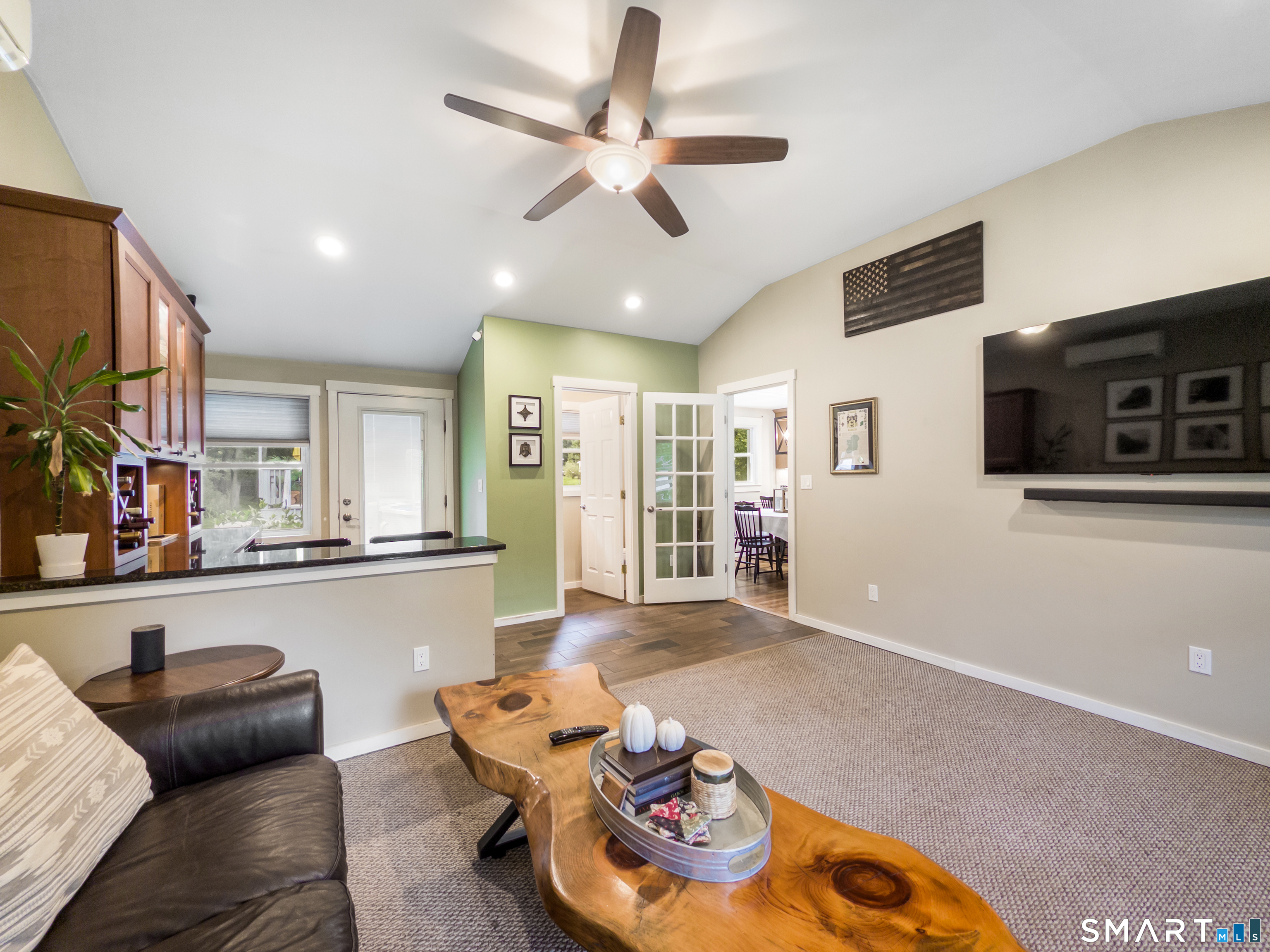 18 Carlen Drive North Branford CT 06472