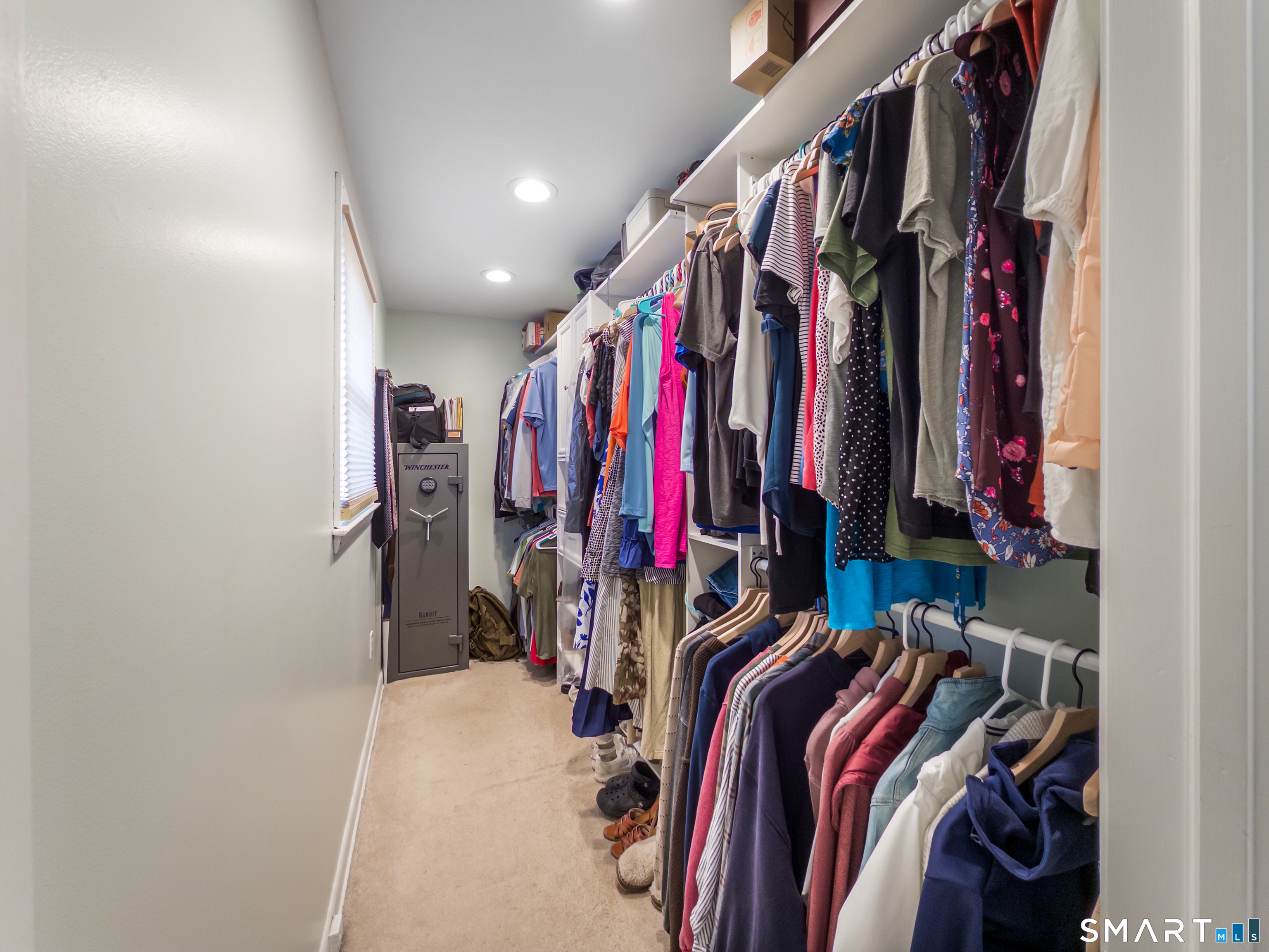 18 Carlen Drive North Branford CT 06472