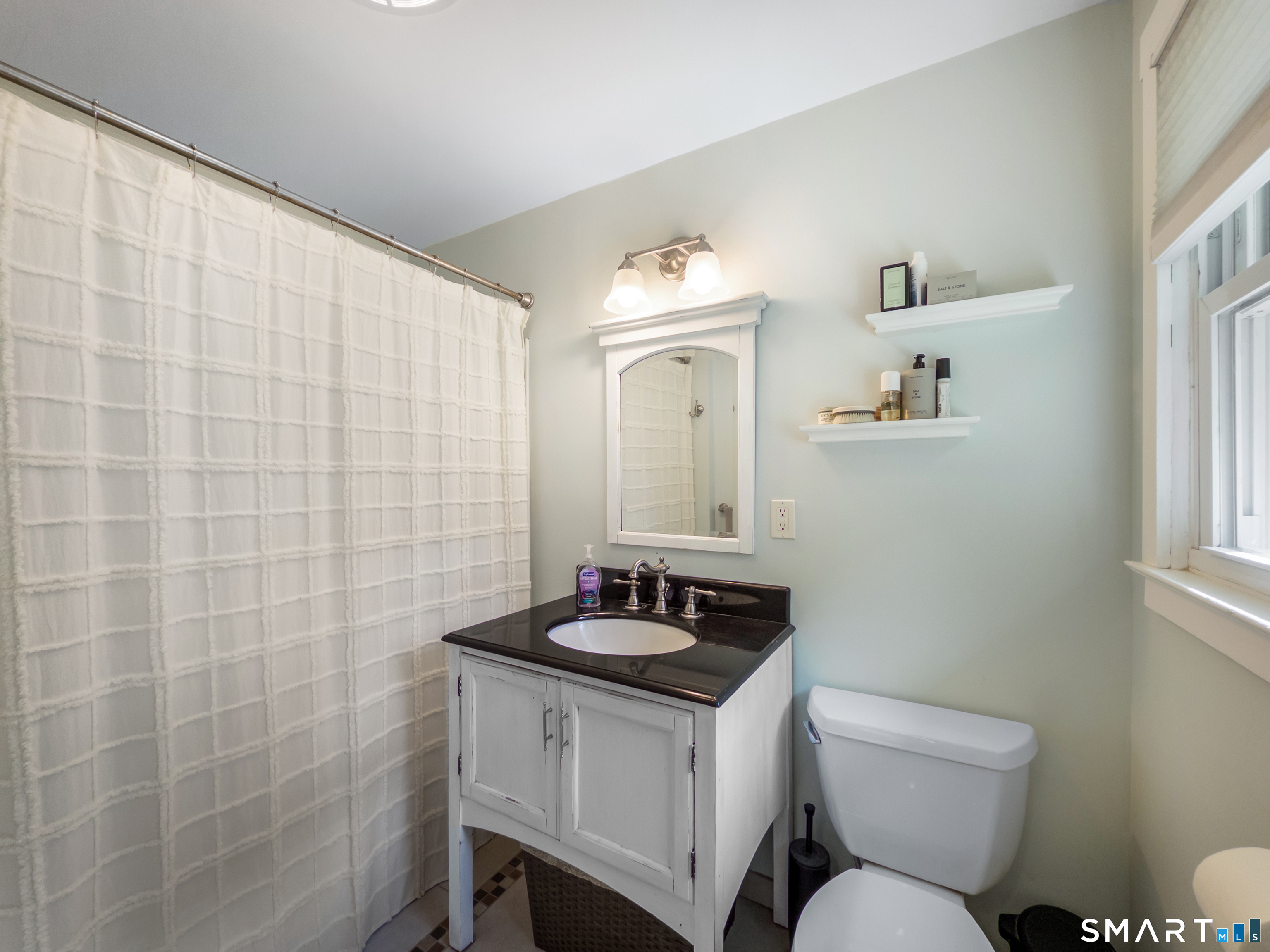 18 Carlen Drive North Branford CT 06472