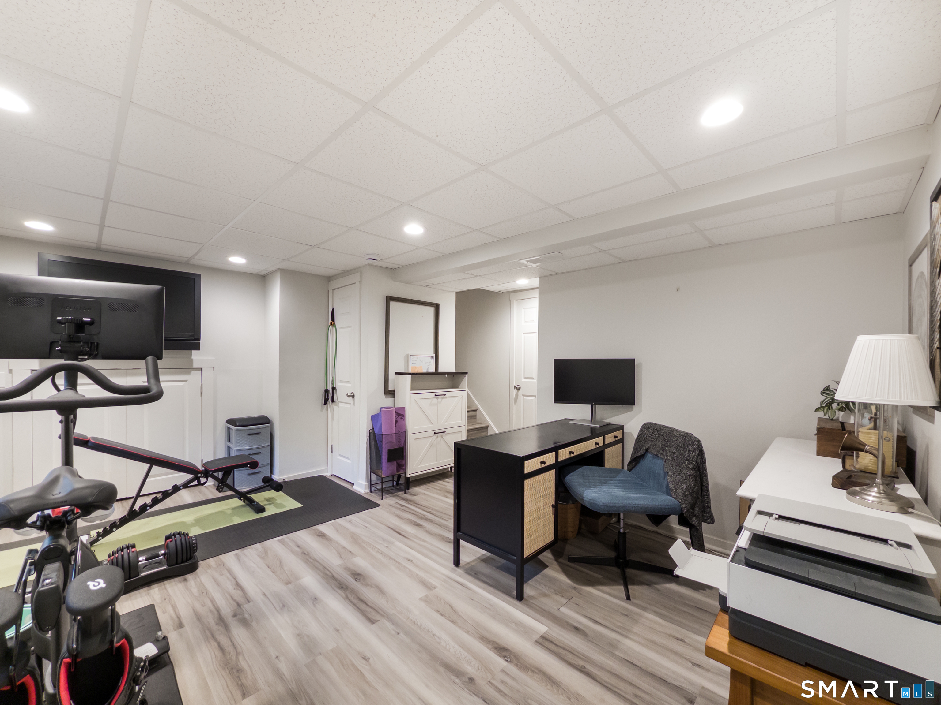 18 Carlen Drive North Branford CT 06472