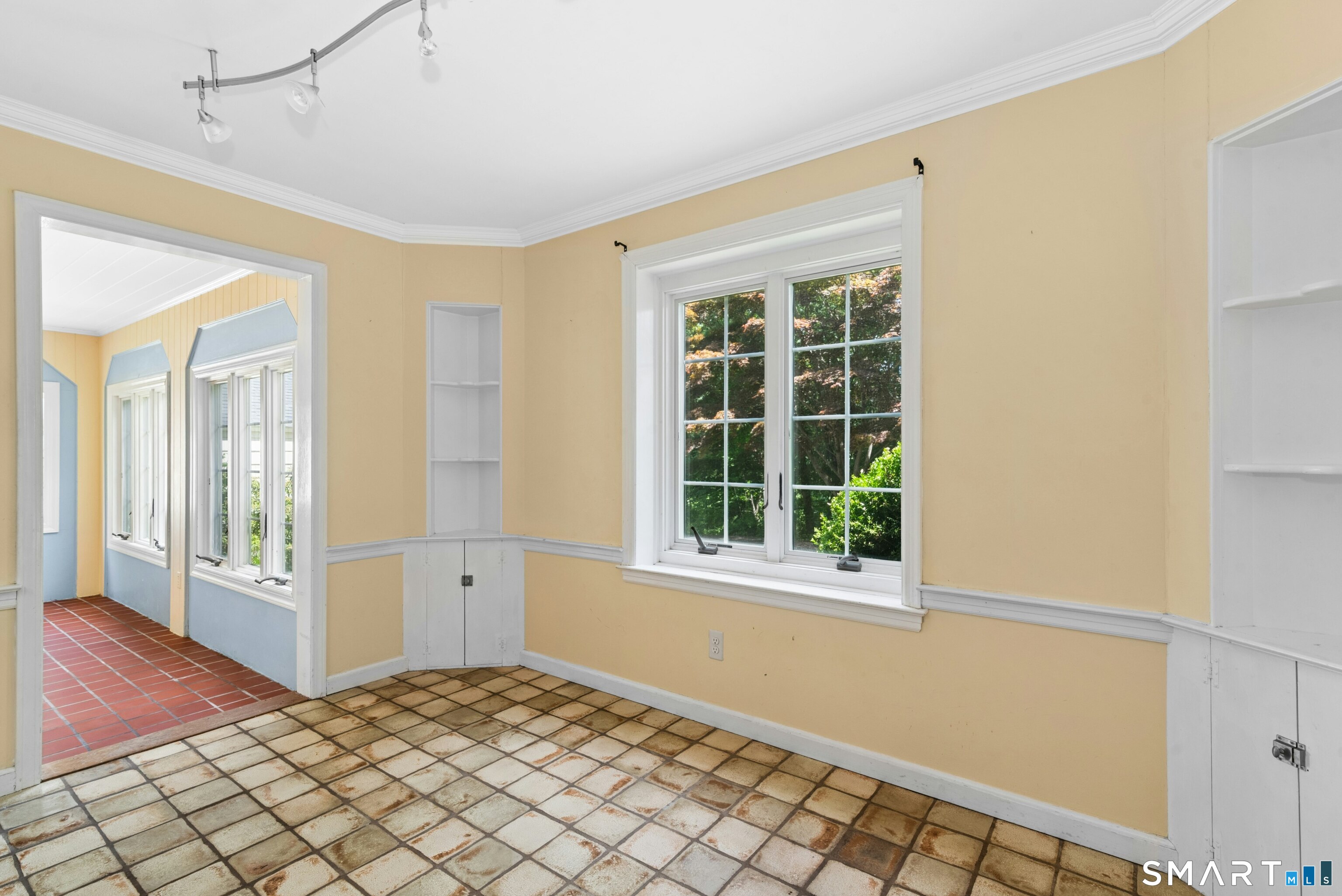 5195 Madison Avenue Trumbull CT 06611