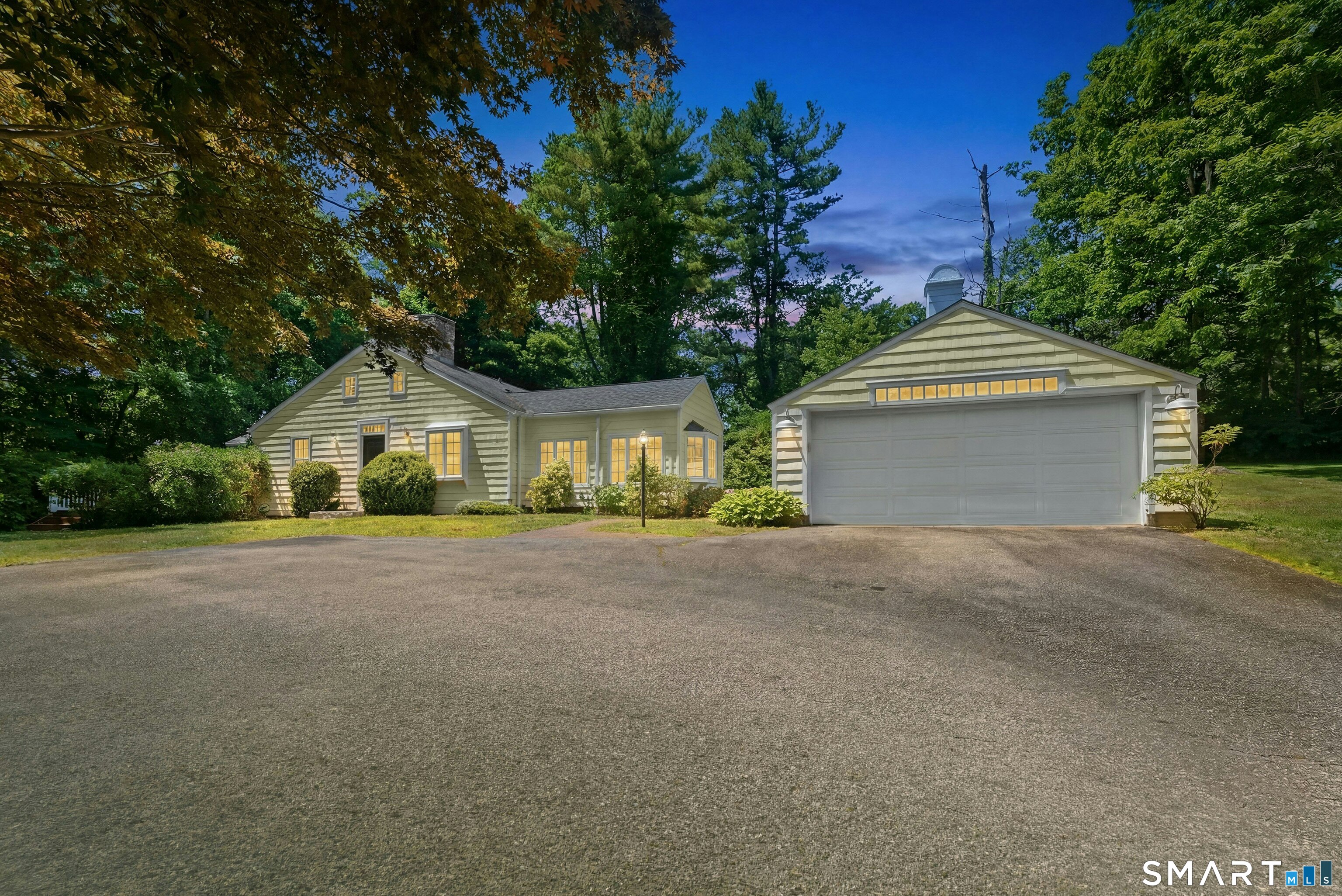 5195 Madison Avenue Trumbull CT 06611