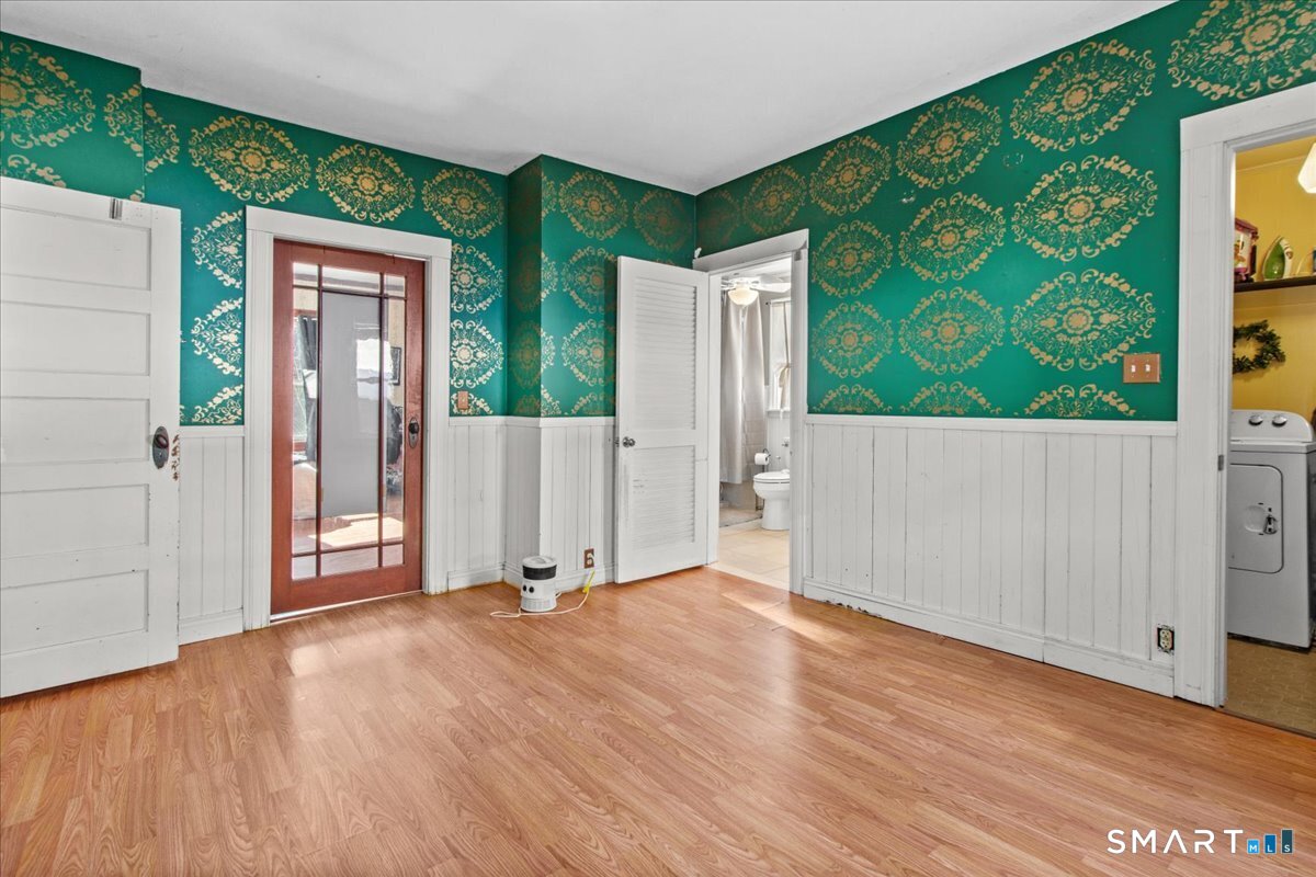 25 Seward Street Putnam CT 06260