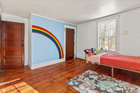 25 Seward Street Putnam CT 06260