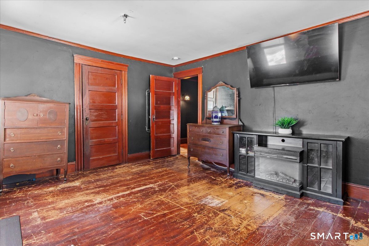 25 Seward Street Putnam CT 06260