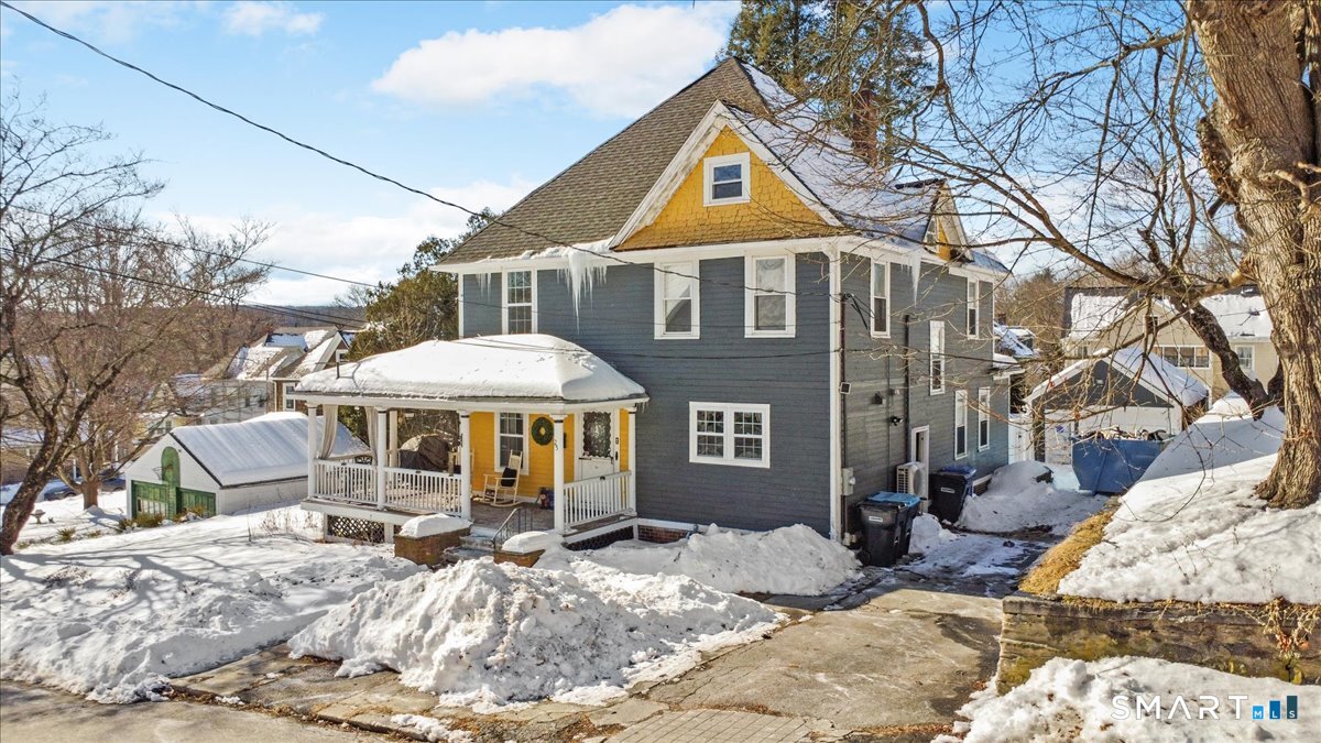 25 Seward Street Putnam CT 06260