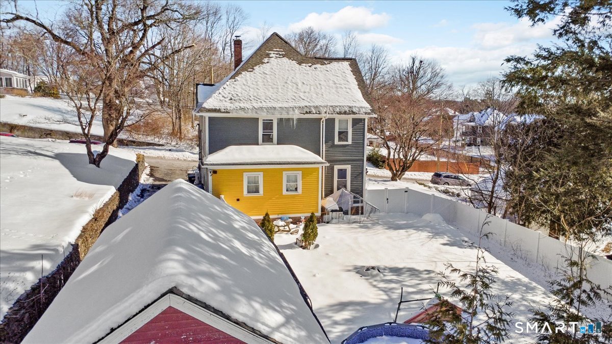 25 Seward Street Putnam CT 06260