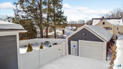 25 Seward Street Putnam CT 06260