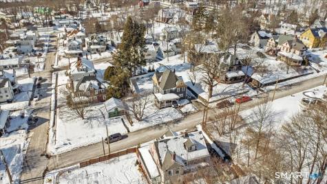 25 Seward Street Putnam CT 06260