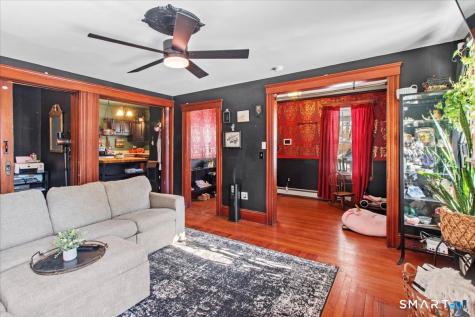 25 Seward Street Putnam CT 06260