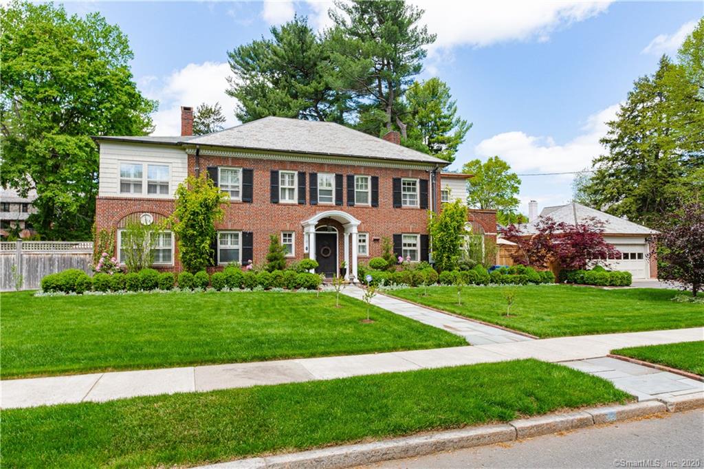 19 Woodside Circle Hartford CT 06105