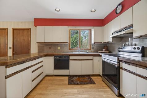 14 Round Hill Road Shelton CT 06484