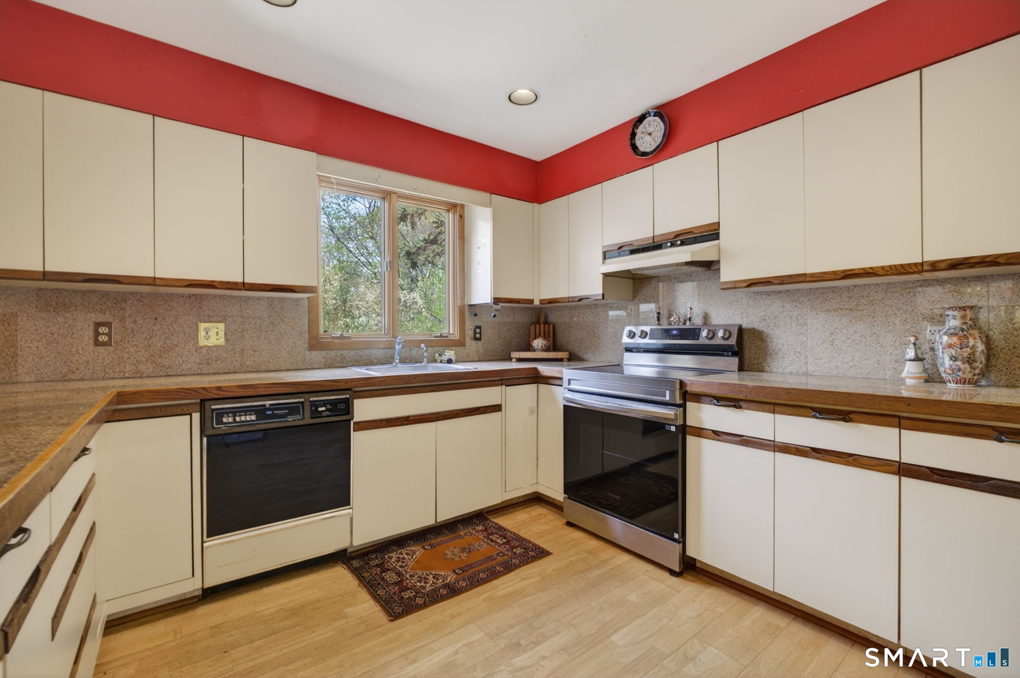 14 Round Hill Road Shelton CT 06484