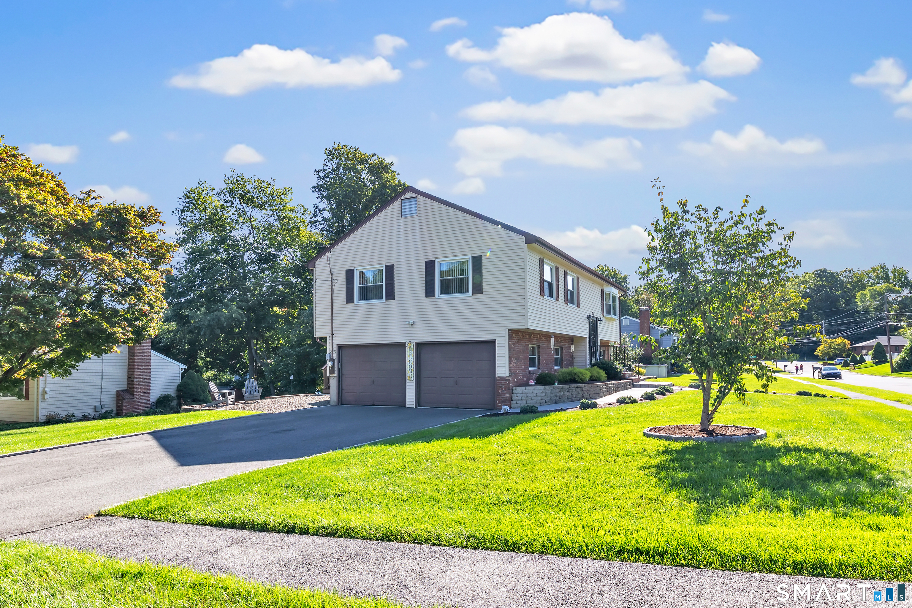 21 Bear Path Drive Shelton CT 06484
