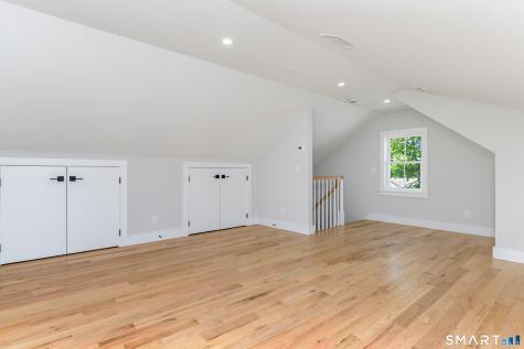 517 Newfield Avenue Stamford CT 06905