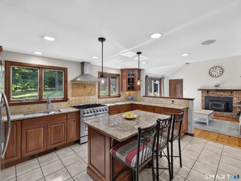 22 Beaver Dam Trail Old Saybrook CT 06475