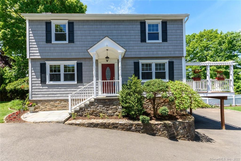 8 Ridgeview Avenue Darien CT 06820