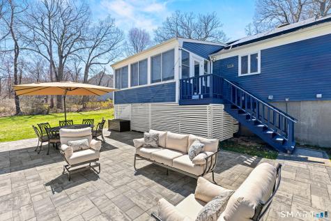 19 Merrimac Drive Trumbull CT 06611