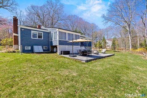 19 Merrimac Drive Trumbull CT 06611