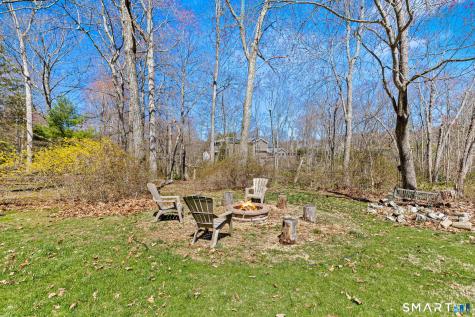 19 Merrimac Drive Trumbull CT 06611