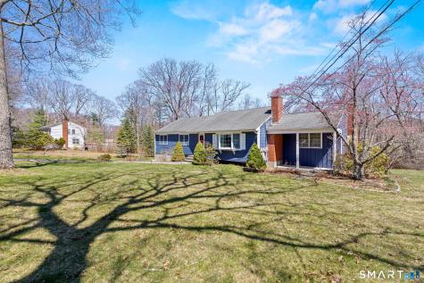 19 Merrimac Drive Trumbull CT 06611