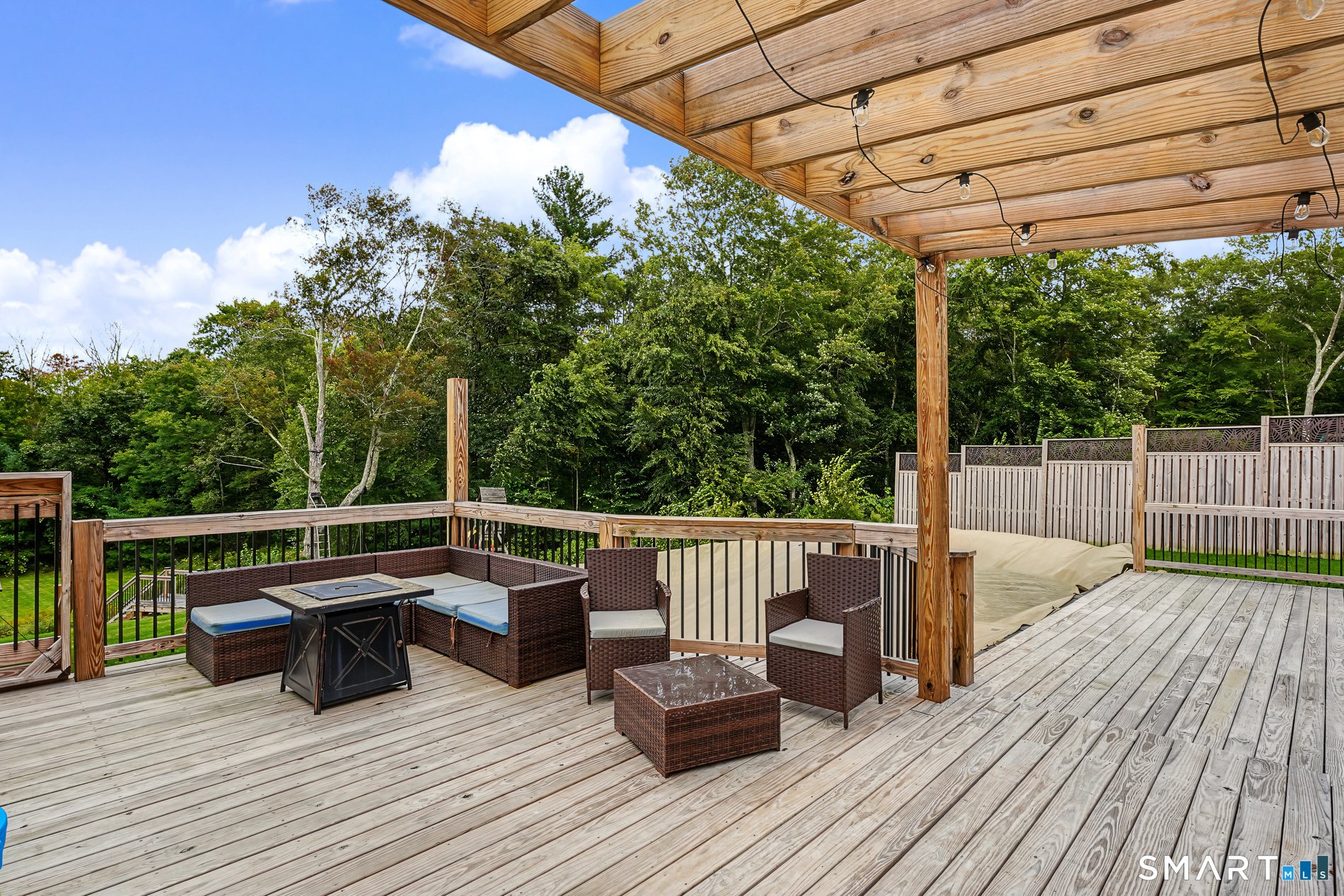 2 Logans Way Sterling CT 06377