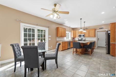 55 Madison Way South Windsor CT 06074