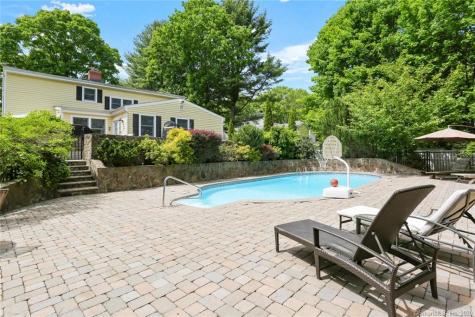 129 Long Hill Drive Stamford CT 06902