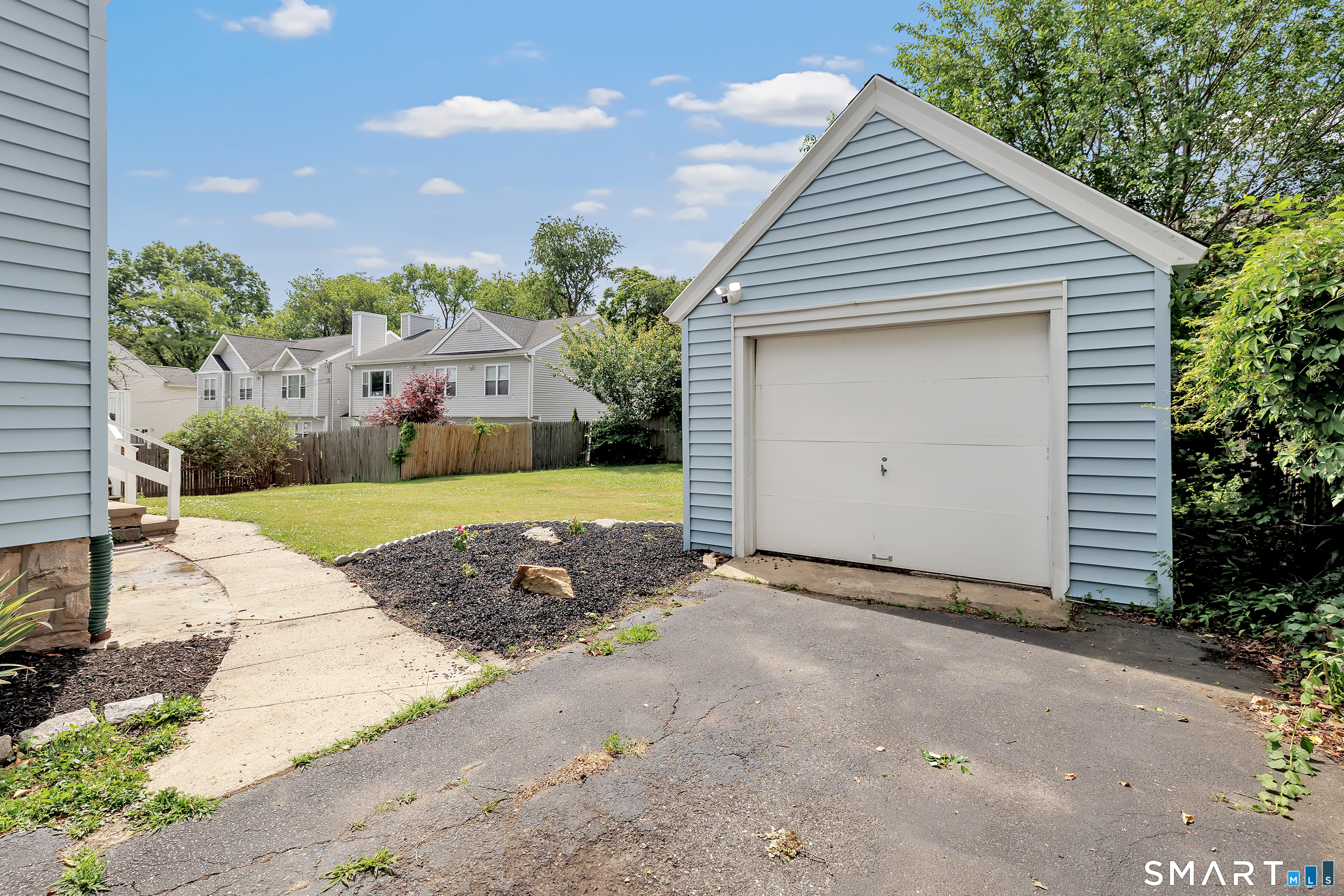 83 Stonybrook Road Stratford CT 06614