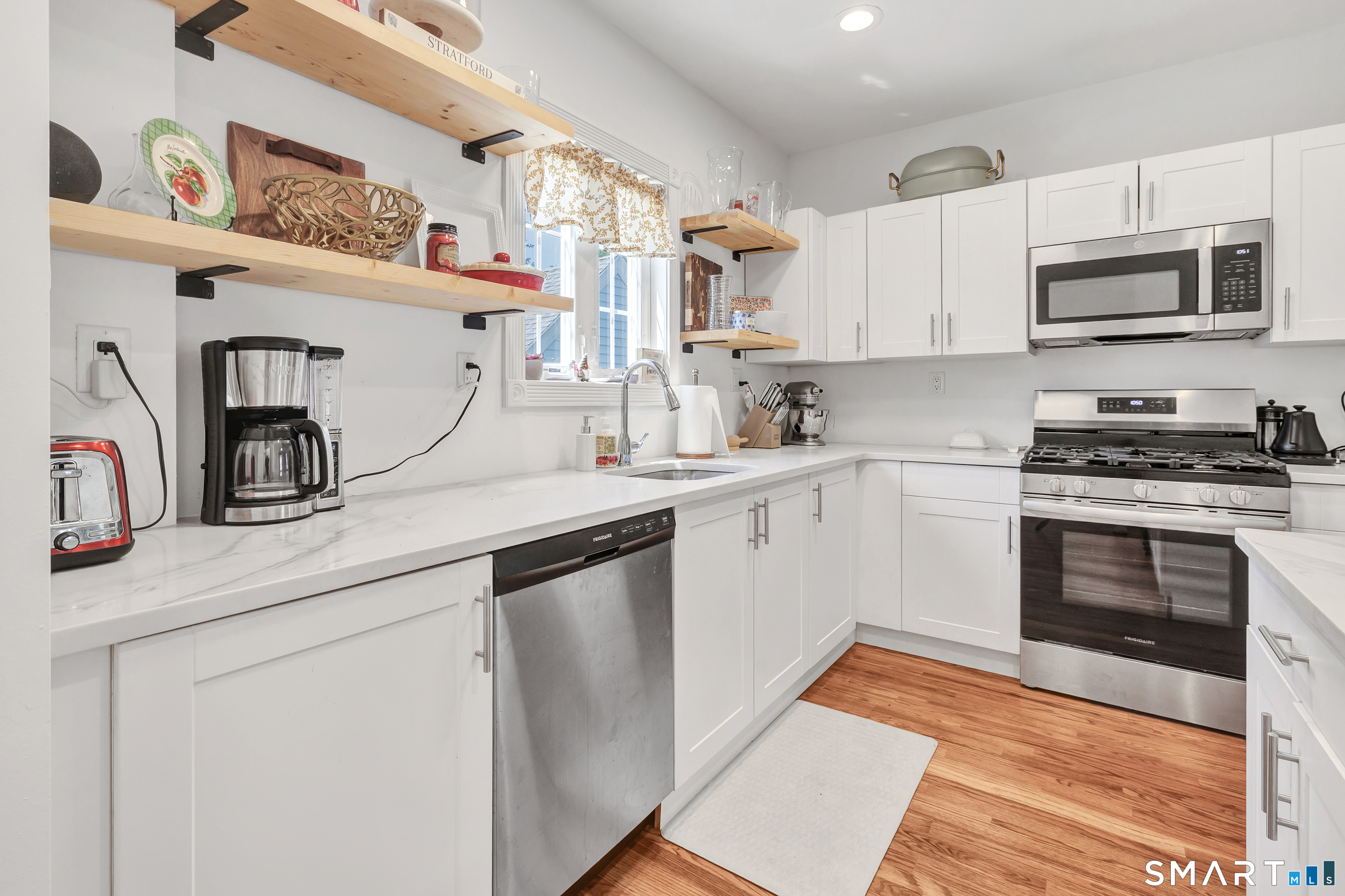 83 Stonybrook Road Stratford CT 06614
