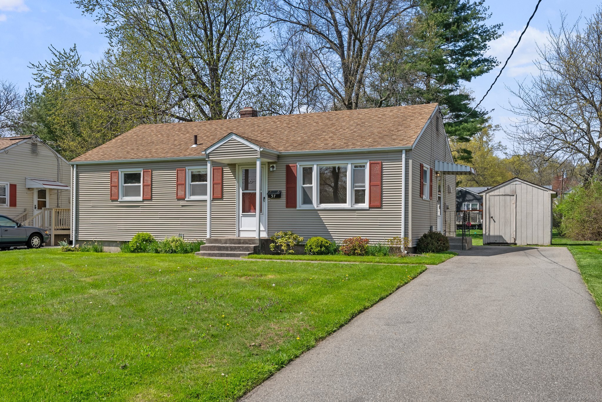 57 Greenfield Street Wethersfield CT 06109