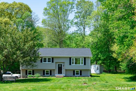 38 Deer Ridge Road Stonington CT 06378