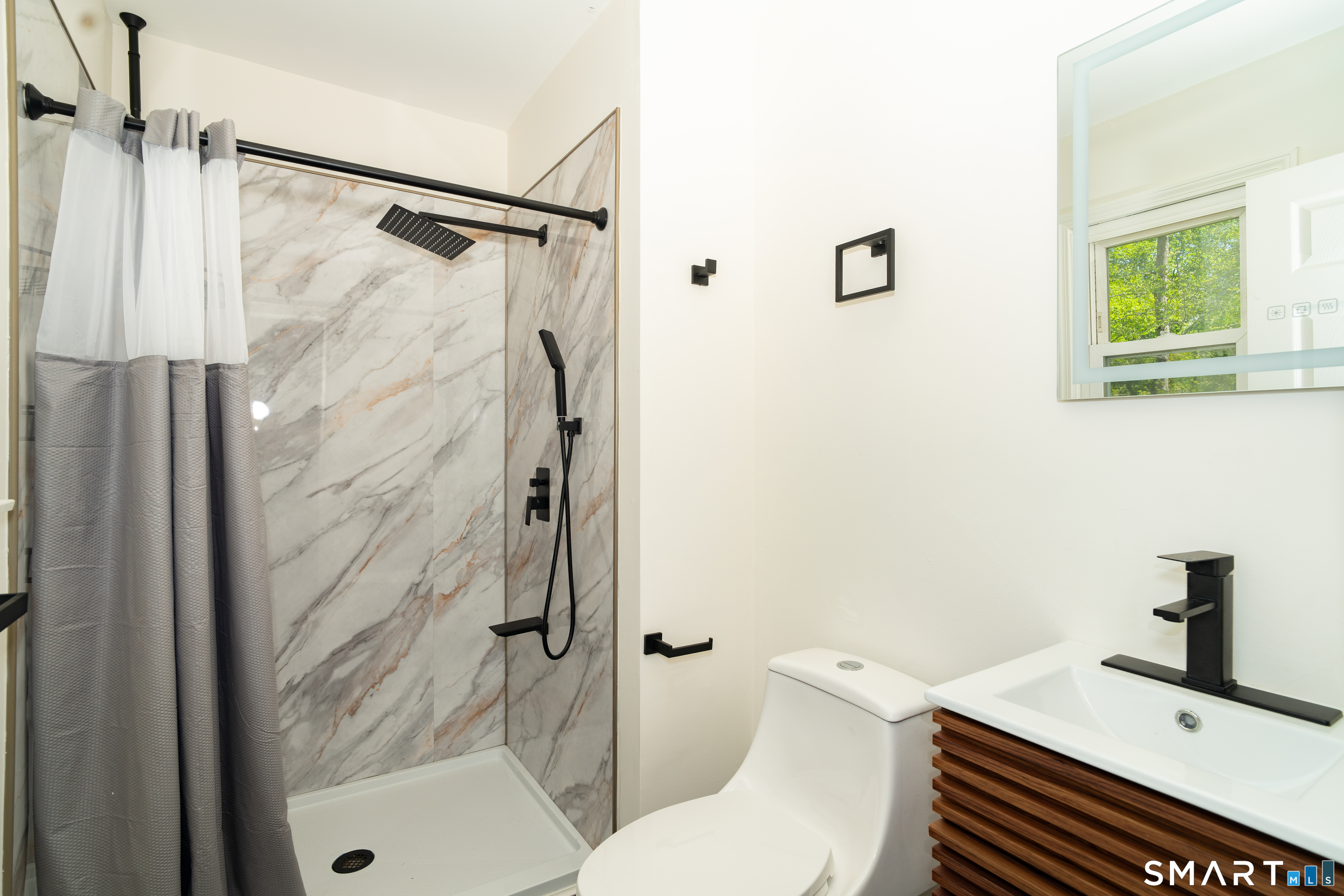 38 Deer Ridge Road Stonington CT 06378