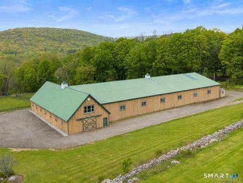 5 Mccarthy Road Beekman NY 12531