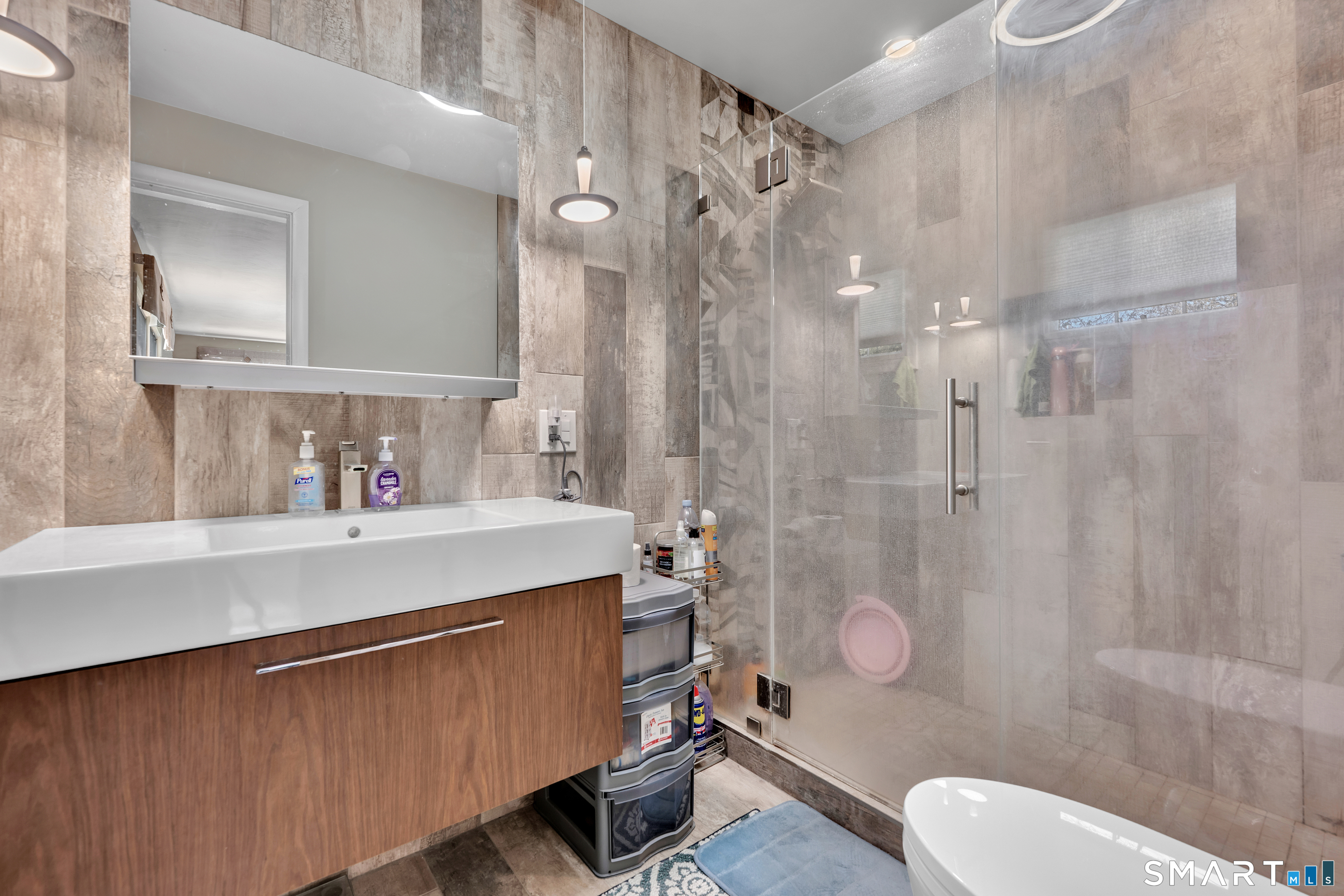 25 Doria Lane South Windsor CT 06074