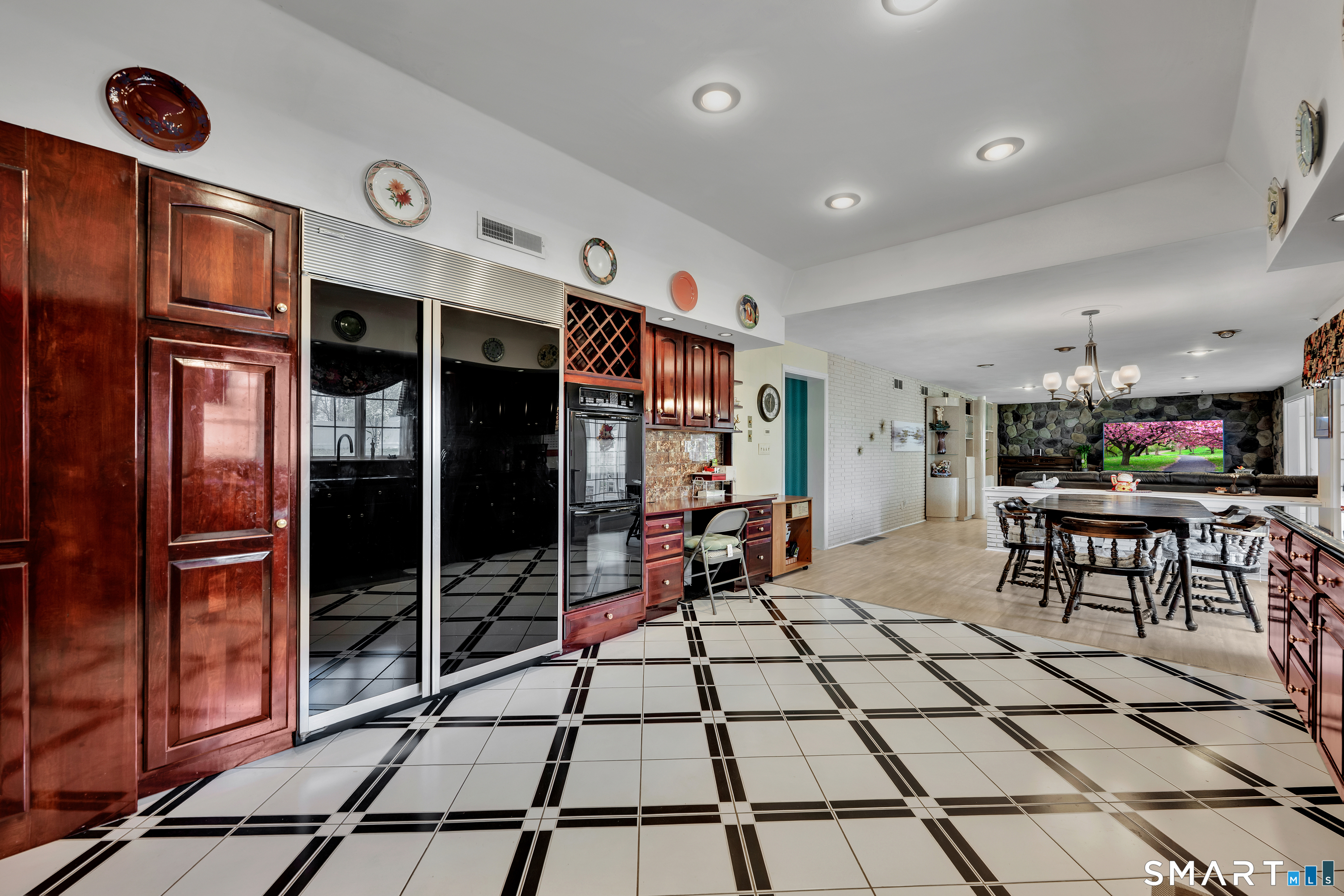 25 Doria Lane South Windsor CT 06074